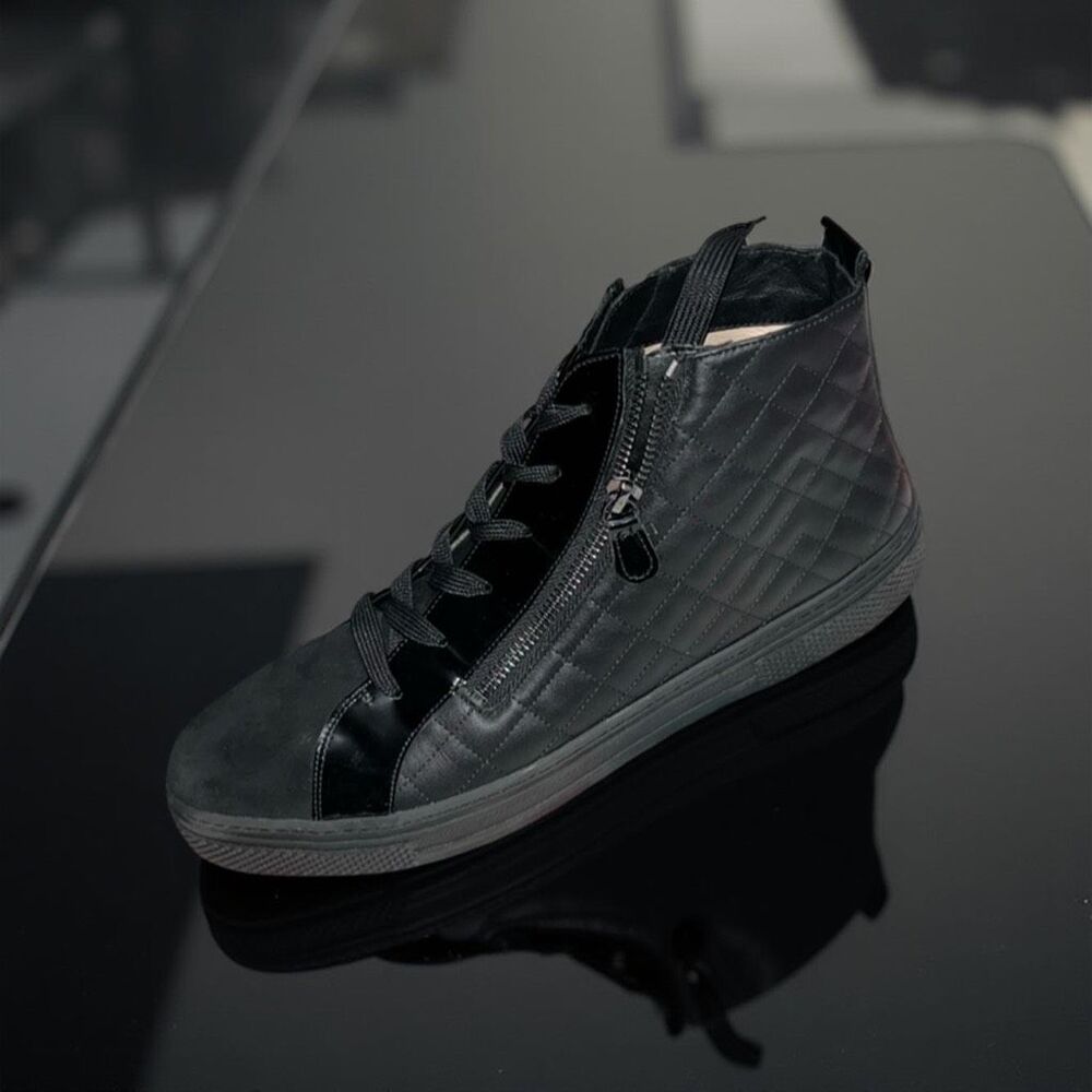 Hassia Bilbao Sneaker Boot Black Malteese Size 9